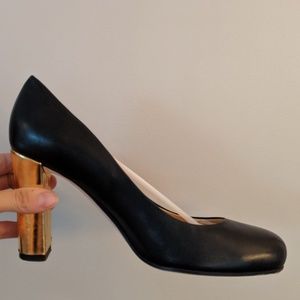 Kate Spade black pumps with gold heel